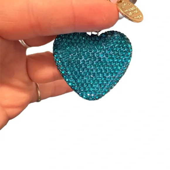 Blingy Gold and Blue Heart Bag Charm/ Bag Keychain - Picture 4 of 5